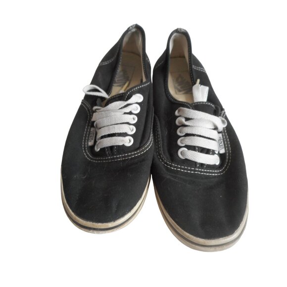 Vans Shoes - Vans Unisex Lace Up Low-Top Black Canvas Casual Sneaker Mens 6 Womans 7.5